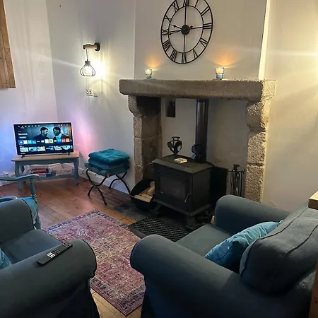 Vakantiehuis Le Bijou Bleu - A Cosy French With Great Wifi ! *